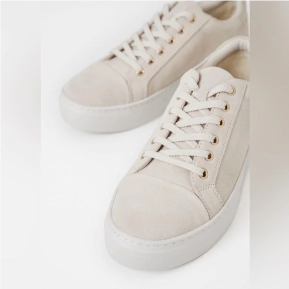 Vagabond Zoe Platform Sneaker in Tan Suede size 39